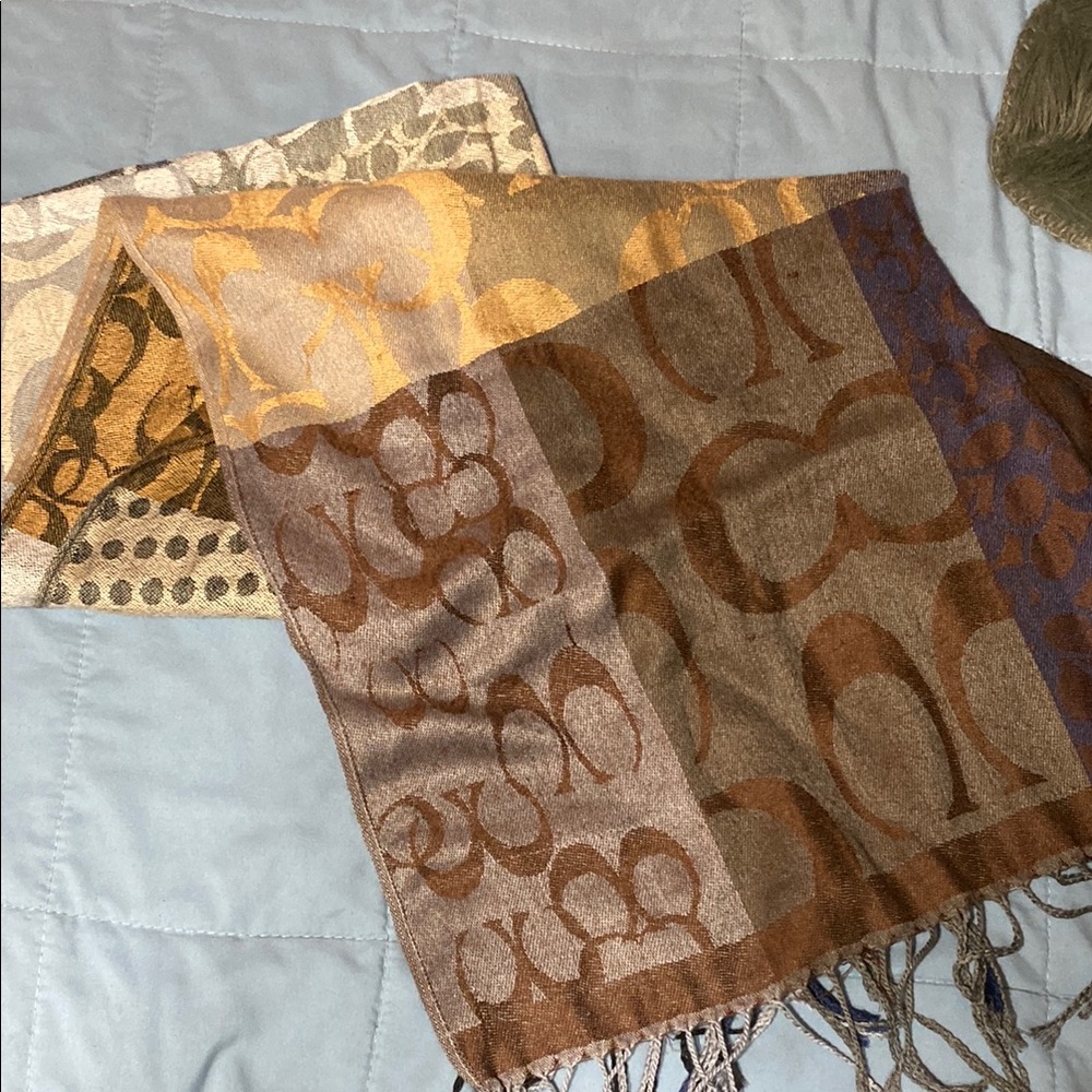 Coach Multicolor Signature Scarf